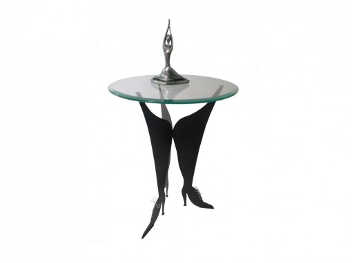 Mesa Cherry Legs - De R$ 3.200,00 Por R$ 2.800,00